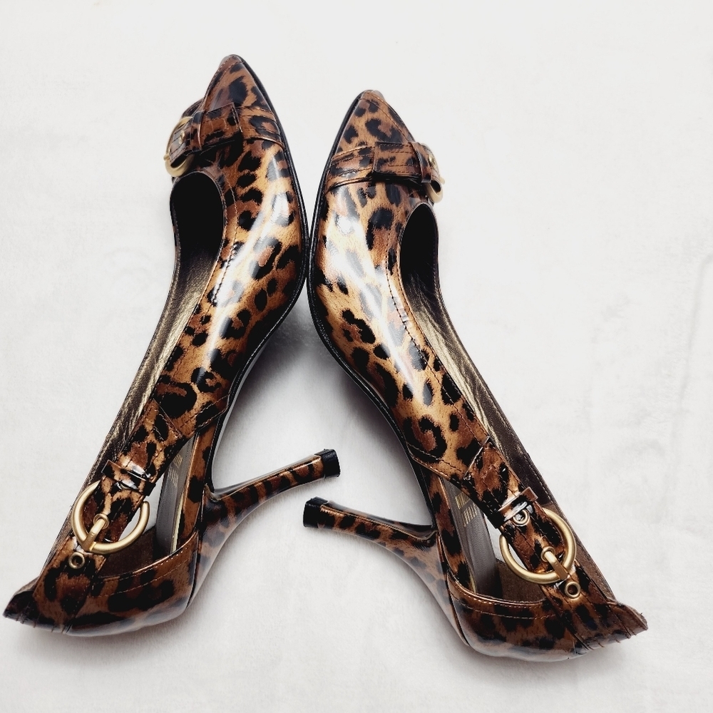 Stuart Weitzman Leopard Print Peep-Toe Kitten Heel Sandals - Brown/Black - Picture 4 of 8
